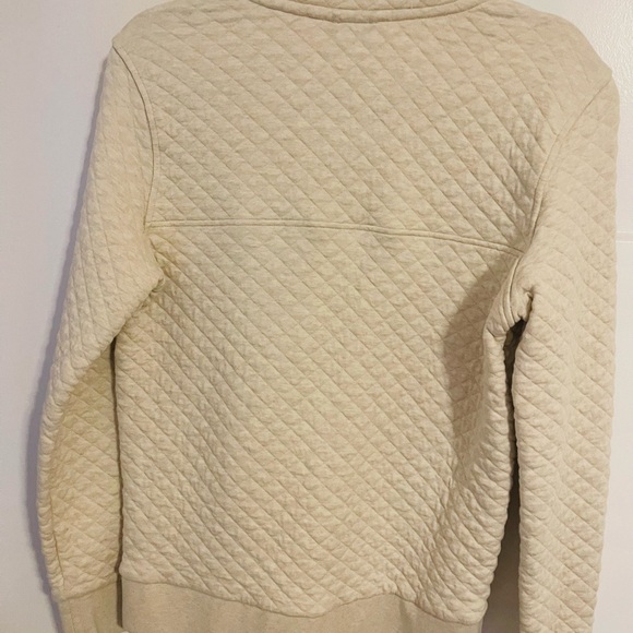 Patagonia Blue and Cream Quilted Pullover - Picture 2 of 3